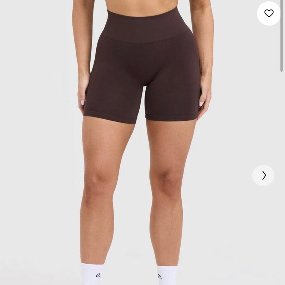 NWT Oner Active EFFORTLESS SEAMLESS SHORTS Plum Brown S